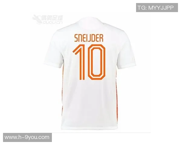 时尚运动风足球队服短袖设计推荐让你在球场上尽显活力与魅力 时尚运动风足球队服短袖设计推荐让你在球场上尽显活力与魅力